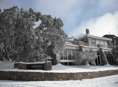 Breathtaker All Suite Hotel  Spa - Yamba Accommodation