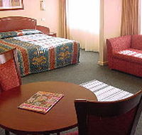 Embassy Motel - Yamba Accommodation