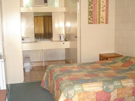 Hi Roller Motel - Yamba Accommodation 1