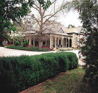 The Lodge Country House - Yamba Accommodation
