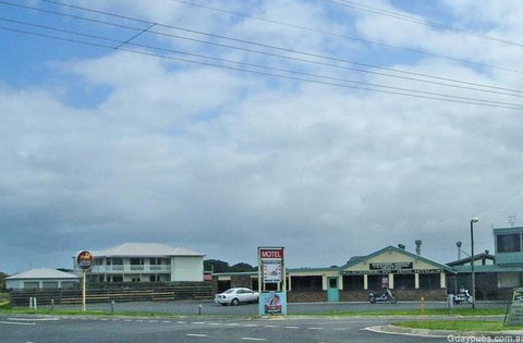 Schomberg Inn Hotel Motel - Yamba Accommodation 1
