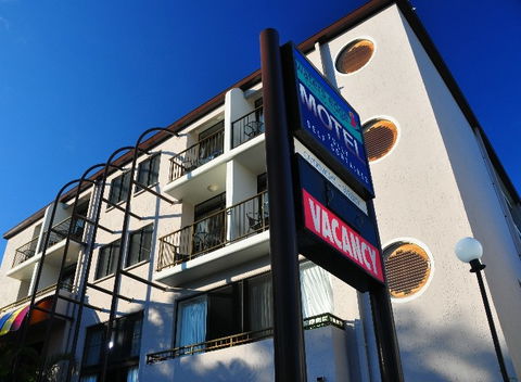 Waters Edge The Strand - Townsville - Yamba Accommodation 4