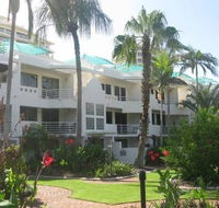 Camargue Beachfront Apartments - Yamba Accommodation