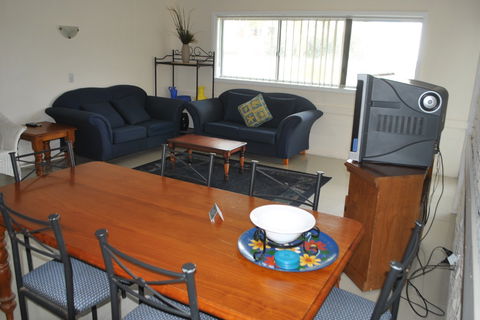 Maroochy Sands Holiday Units - Yamba Accommodation 2