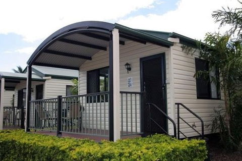 BIG4 Walkabout Palms Townsville - Yamba Accommodation 0