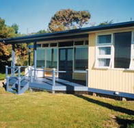 Eskavy Beach House - Yamba Accommodation