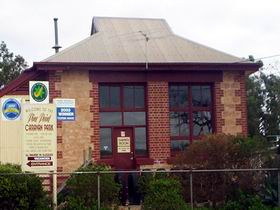 Pine Point SA Yamba Accommodation
