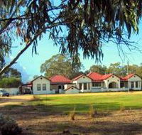 Whurra Mundi Homestead - Yamba Accommodation