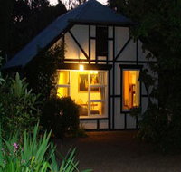 Riddlesdown Cottage - Yamba Accommodation