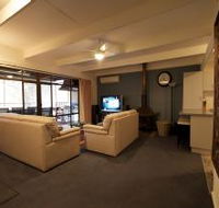 River Shack Rentals - The River Classic - Yamba Accommodation