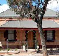 Meaney's Rest - Yamba Accommodation