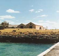 Mt Dutton Bay Woolshed Hostel - Yamba Accommodation