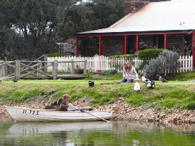 Stone Well SA Yamba Accommodation