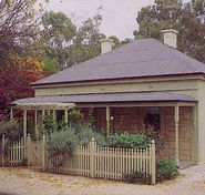 Miriams Cottage - Yamba Accommodation