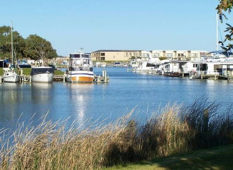 Villa Hindmarsh - Yamba Accommodation 0