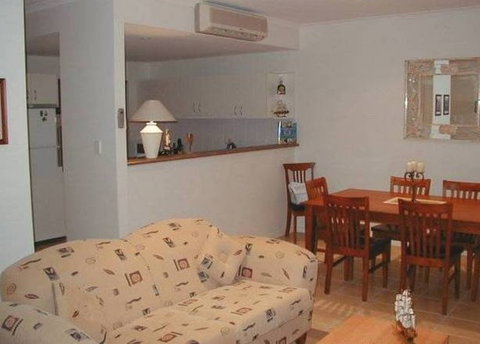 Villa Hindmarsh - Yamba Accommodation 2