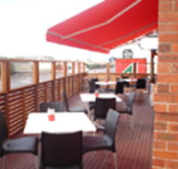 Formby Hotel - Yamba Accommodation