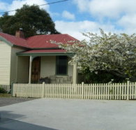 McIntosh Cottages - Yamba Accommodation