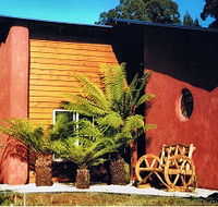 Whispering Spirit Holiday Cottages and Miniature Pony Stud - Yamba Accommodation