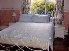 Kenya Cottage - Yamba Accommodation 2