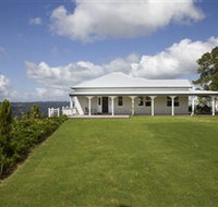 Montville Lake Terrace - Yamba Accommodation