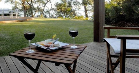 By The Beach B And B Holiday Apartments - Yamba Accommodation 3