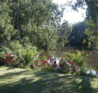 Bidgee Bankside Cottage - Yamba Accommodation