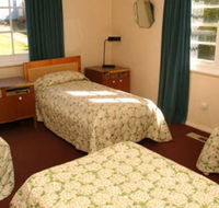 Clanwilliam Blackheath - Yamba Accommodation