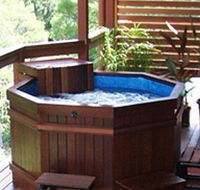 Ravensbourne Escape Tree Tops - Yamba Accommodation