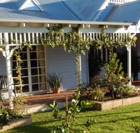 Lanterns Retreat - Yamba Accommodation