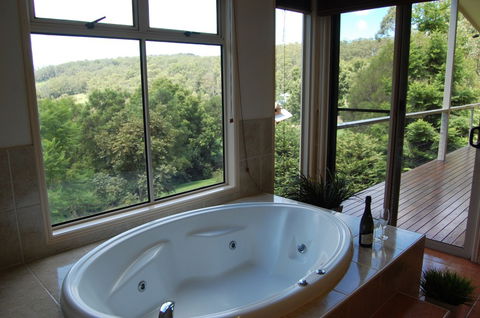 Ravensbourne Escape Holiday Cottages - Yamba Accommodation 3