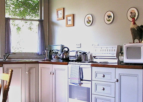 Lemonade Creek Cottages Lorne - Yamba Accommodation 2