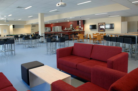 Homeground Gladstone - Yamba Accommodation 7