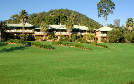 Australis Retreat At Wisemans - Yamba Accommodation 2
