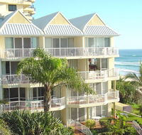 Crystal Beach Resort - Yamba Accommodation