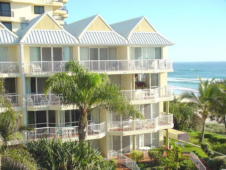 Crystal Beach Resort - Yamba Accommodation 0