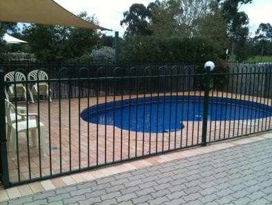 Golden Guitar Motor Inn - Yamba Accommodation 0