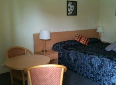 Golden Guitar Motor Inn - Yamba Accommodation 2