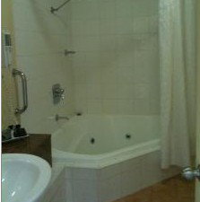 Golden Guitar Motor Inn - Yamba Accommodation 4