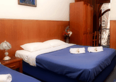Holiday Lodge - Yamba Accommodation 2