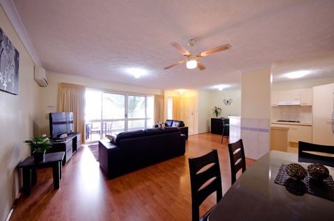 Jubilee Views Luxury Apartments - Yamba Accommodation 6