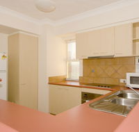 San Mateo on Broadbeach - Yamba Accommodation