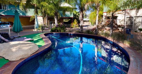 Alice On Todd - Yamba Accommodation 4