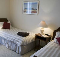 Hillsview Tourist Apartments - Yamba Accommodation