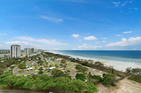 Key Largo Maroochydore - Yamba Accommodation 5