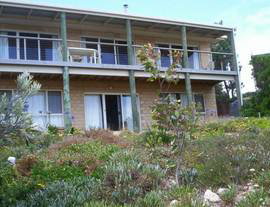The Dog And Cockle Beach House - Yamba Accommodation 0