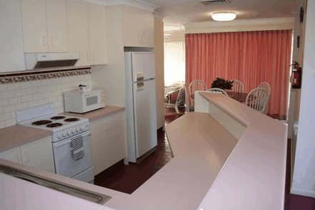 Clifford Park Holiday Motor Inn - Yamba Accommodation 3