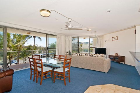 Chateau Royale Beach Resort - Yamba Accommodation 0