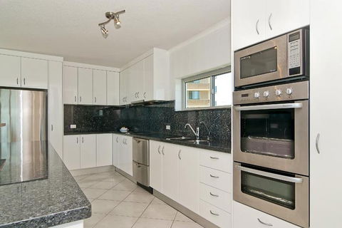 Chateau Royale Beach Resort - Yamba Accommodation 3