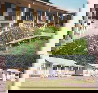 Twelve Apostles Motel and Country Retreat - Yamba Accommodation
